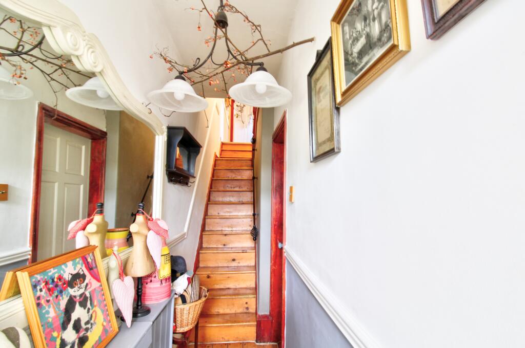 Entrance Hall with inner porch leading to Hallway.
