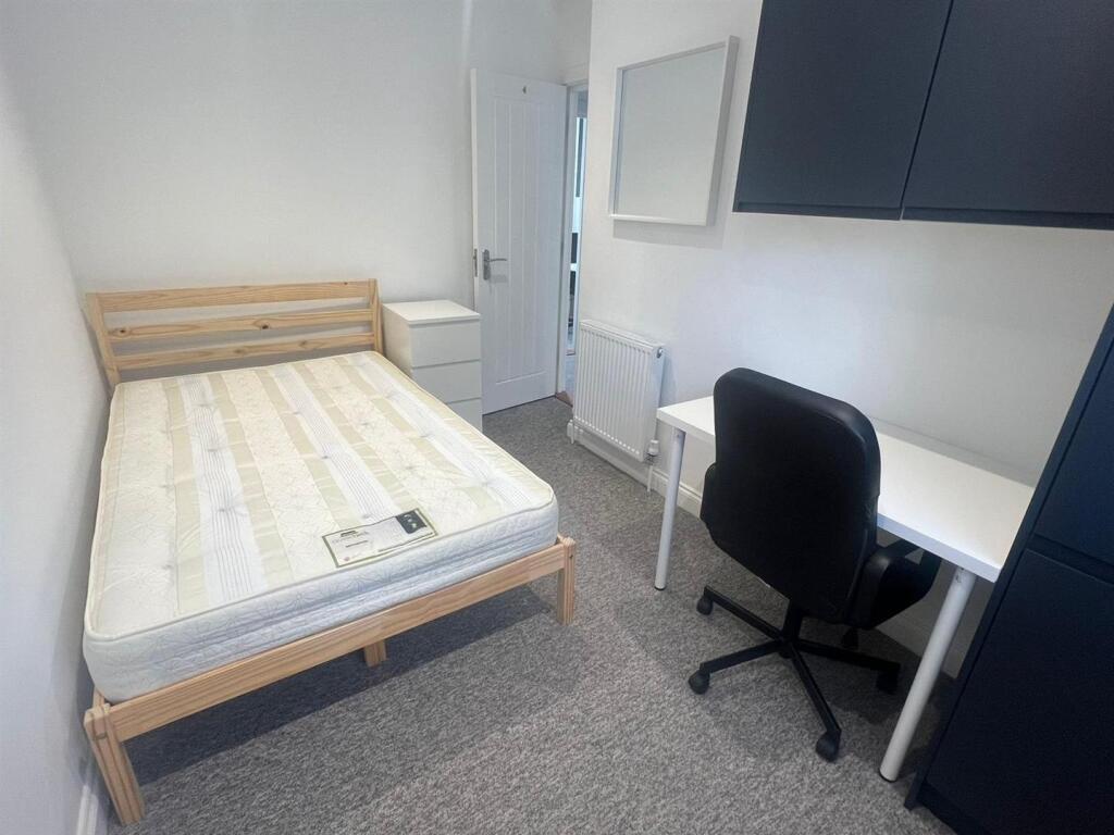 103 St Pauls 23 Bed5a.jpg