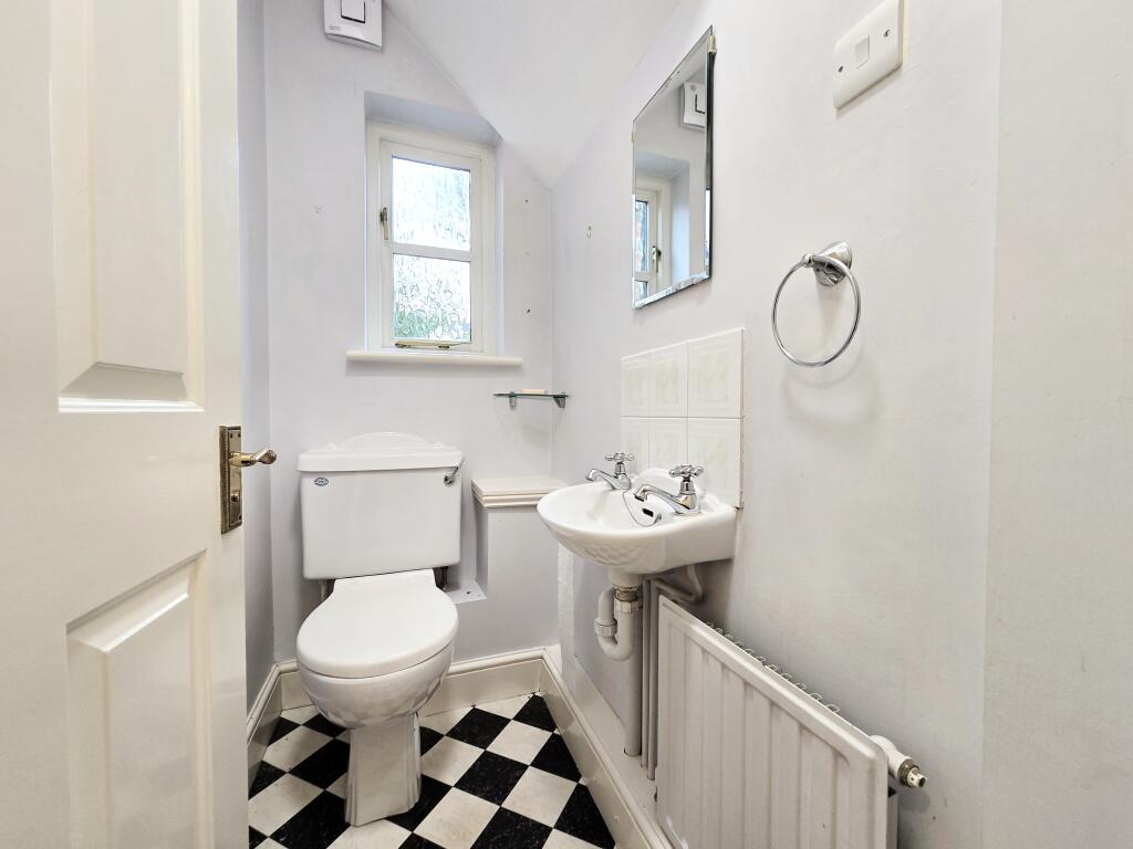 Ground floor wc