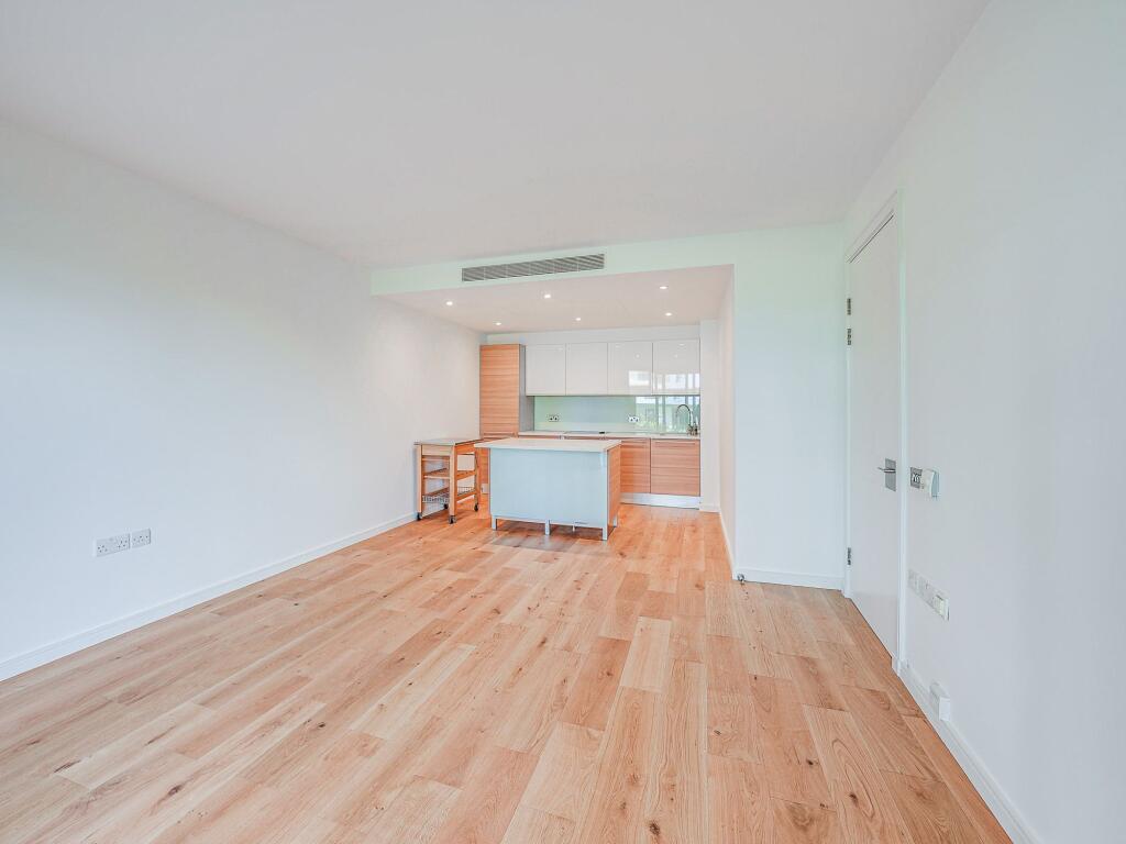 Kitchen/Reception