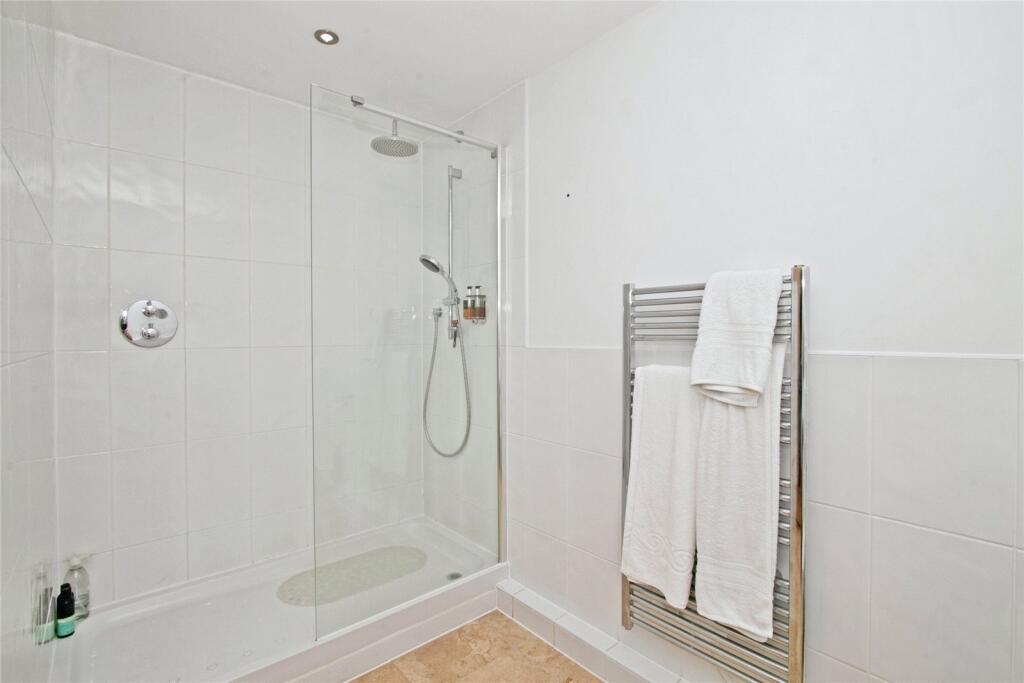 En Suite Shower/Wc..