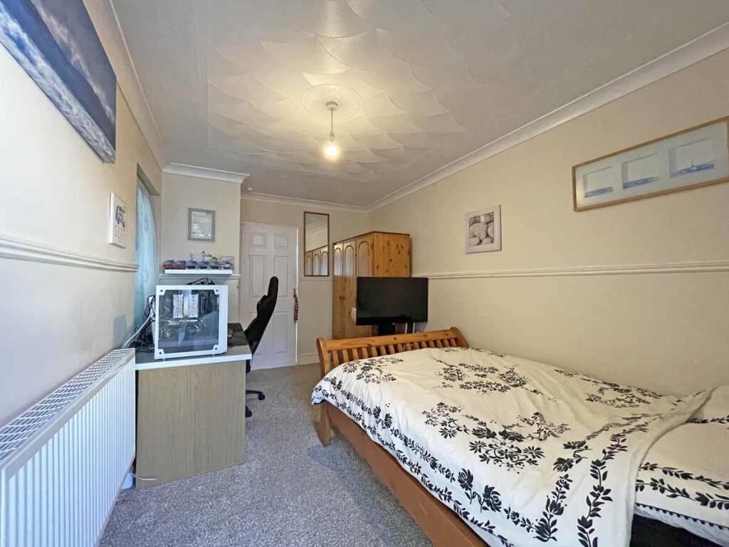 Dayton Close 51 Bedroom 4.jpg