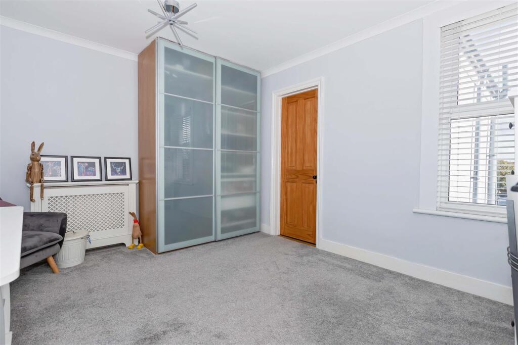 Durrington Lane_3.jpg