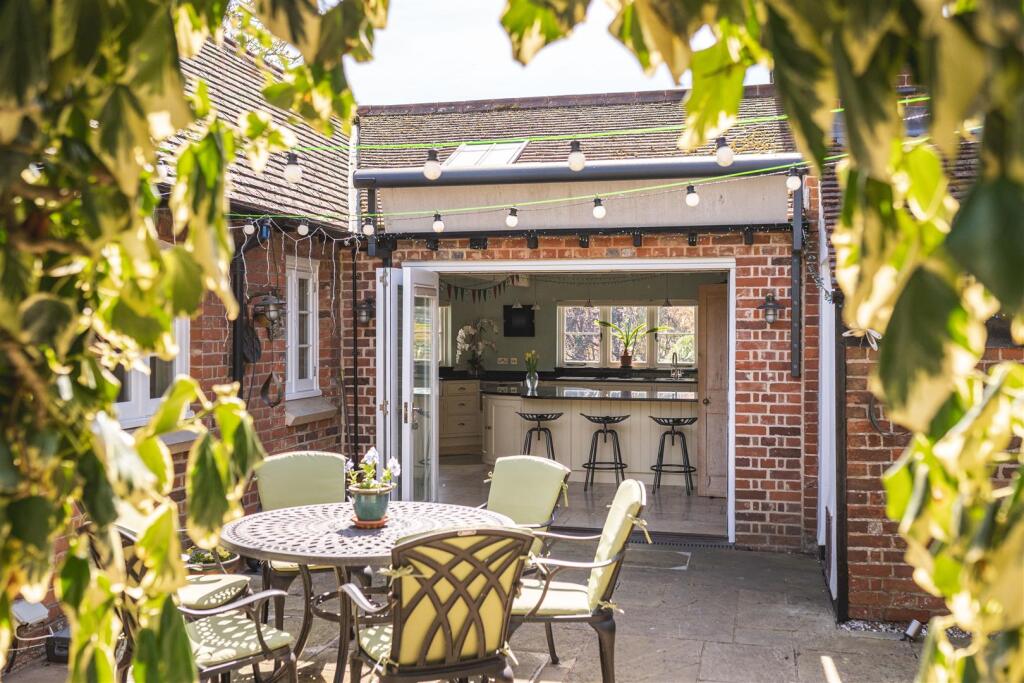 Old School House-38.jpg