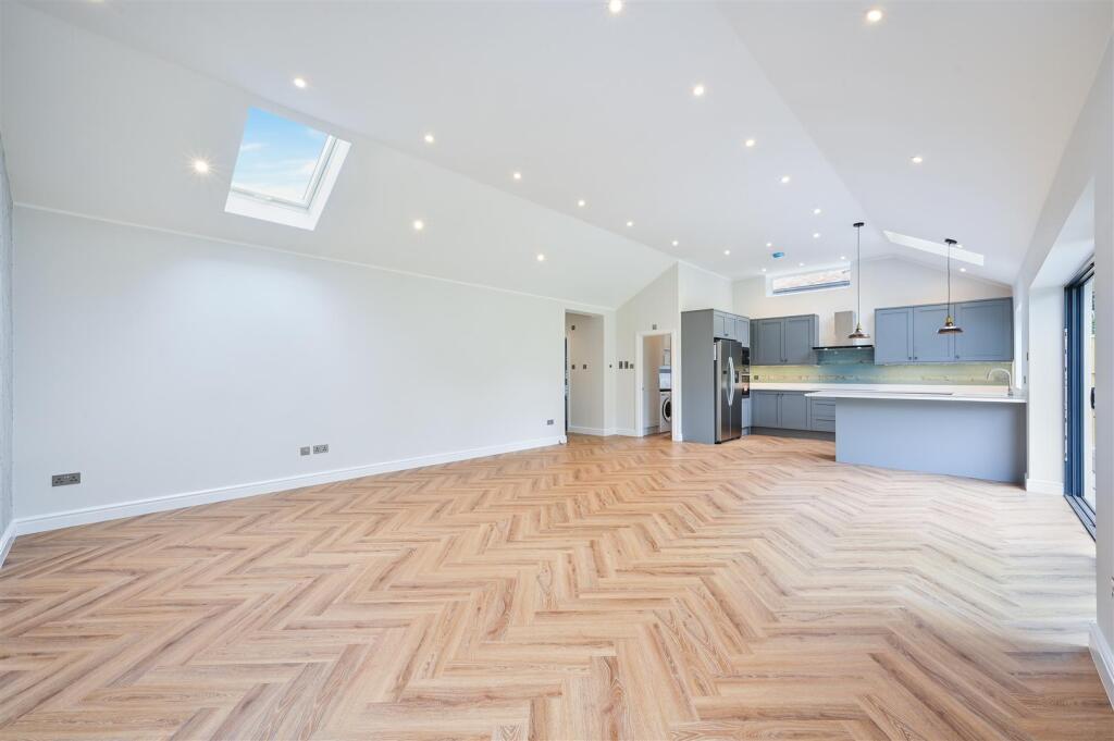 WEST STREET EWELL,  (11).jpg