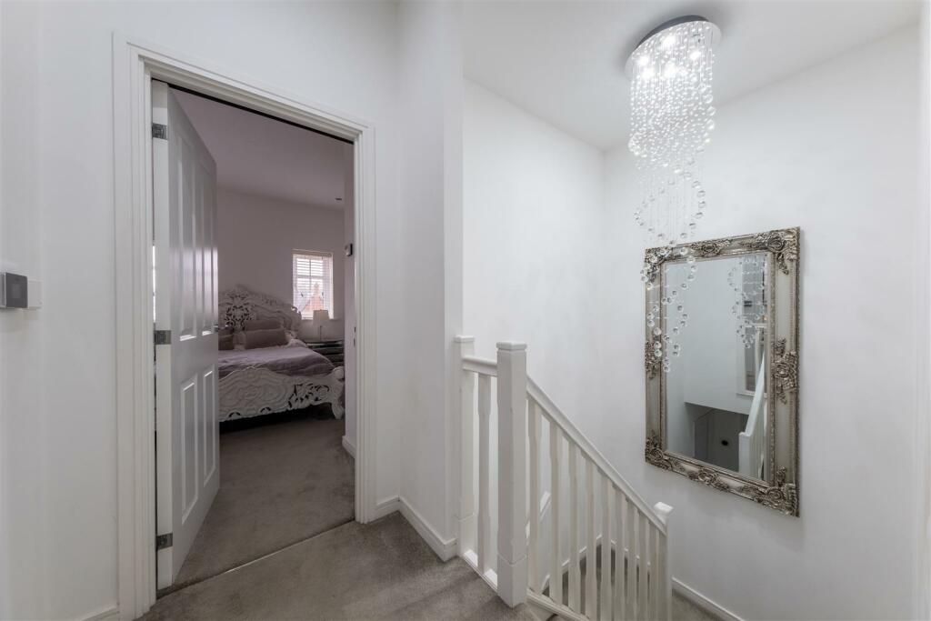 27 Hazelhurst Way-026.jpg