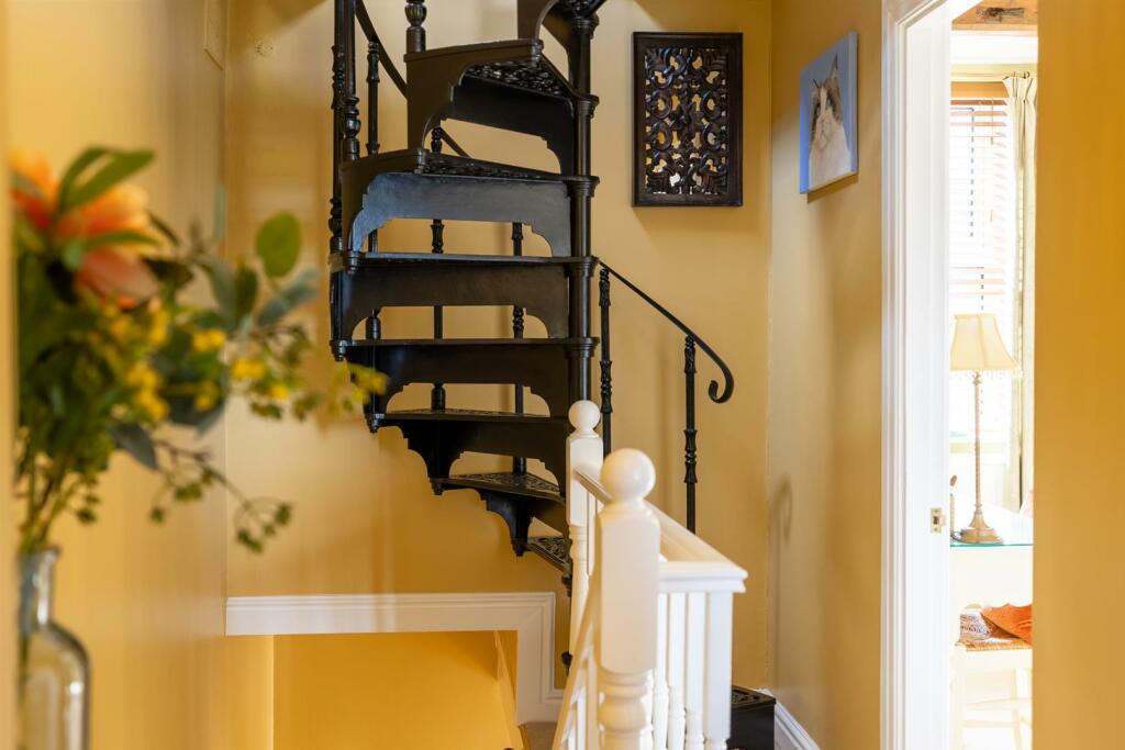 Fisherman's Cottage-22.jpg