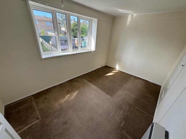 bedroom 4.jpg