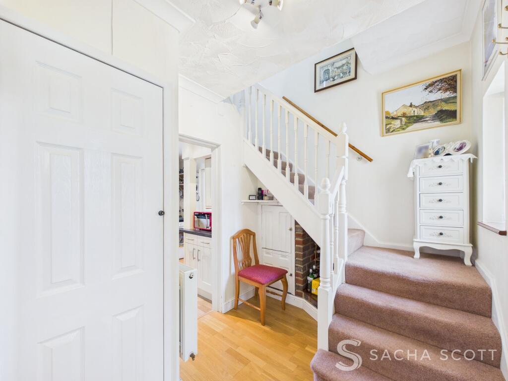 Entrance &amp; Storage