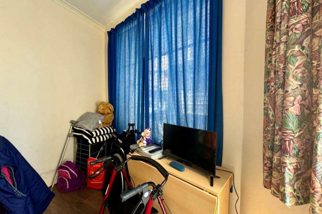Flat 5