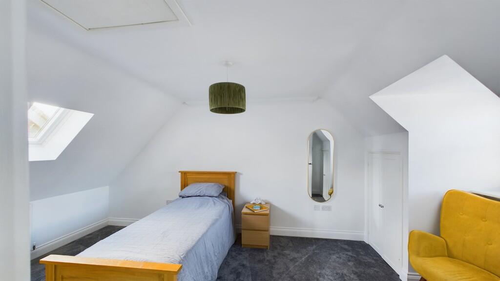 CAM05076G0-PR0021...