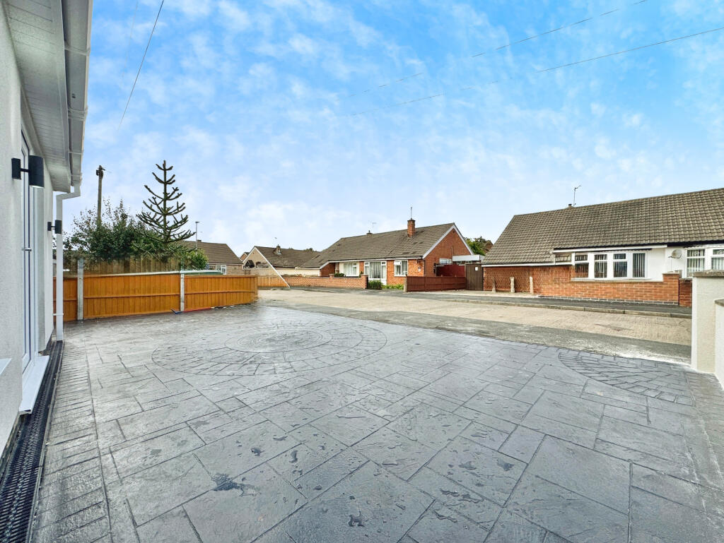 25 Keswick Close, Birstall