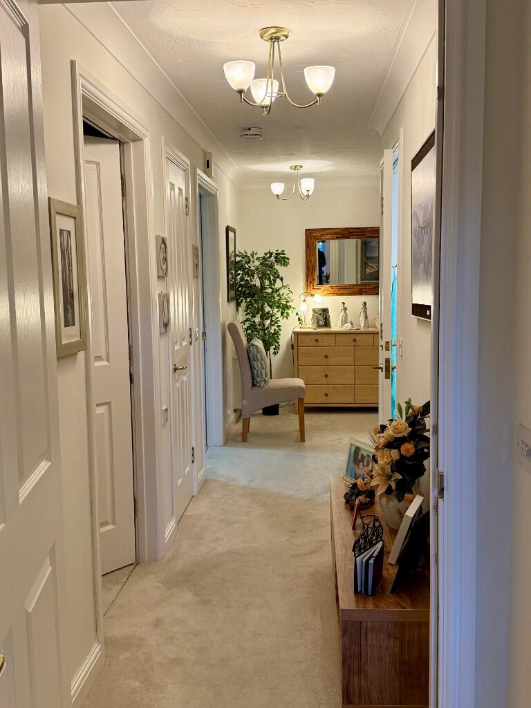 38 Brompton Court