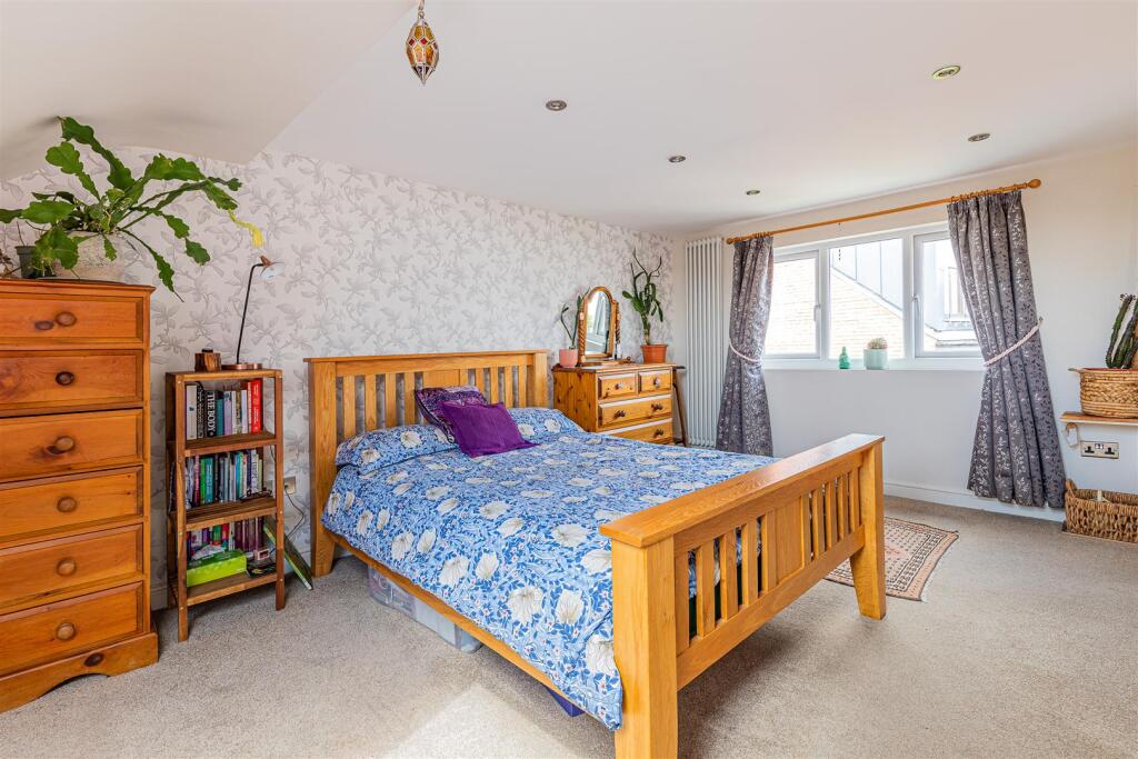 Amesbury Road 47-22.jpg