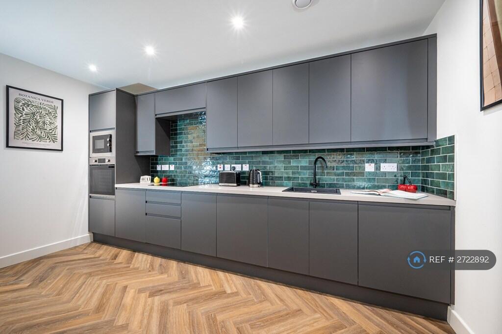 Fully Integrated Appliance 