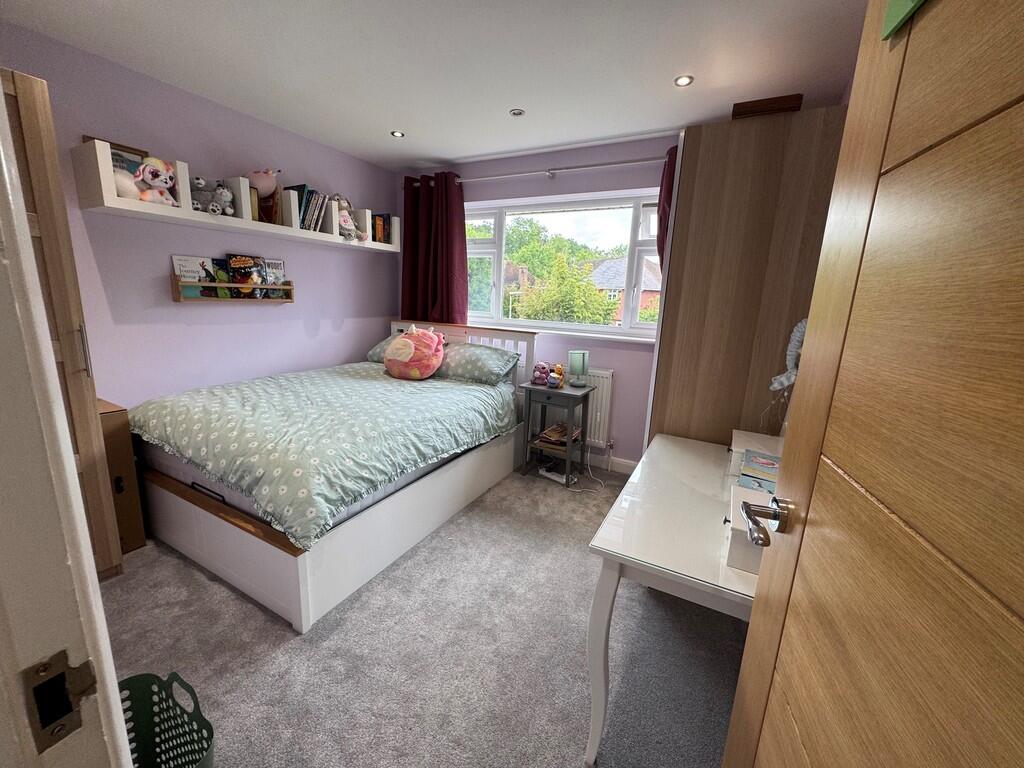 10 Eustace Road -...