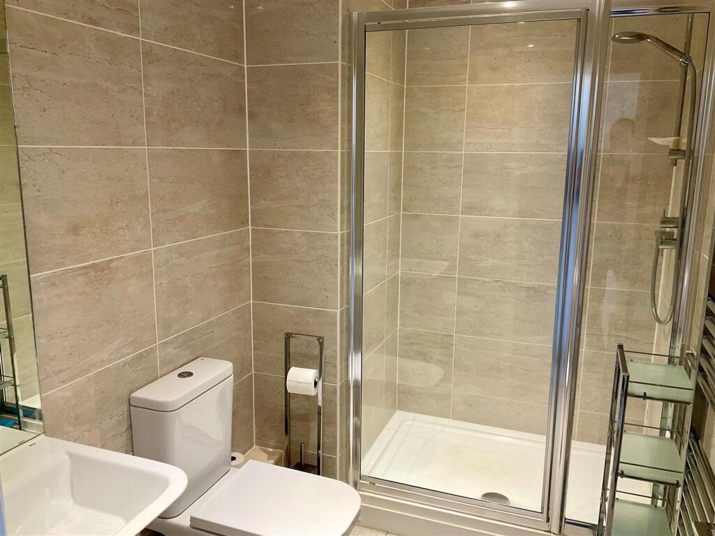 En suite.jpg