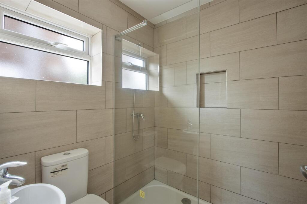 G/Floor Shower Room