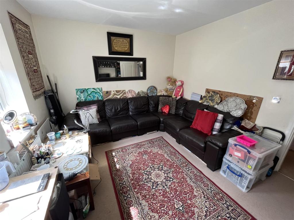 Sitting Room Aspect 2.jpg