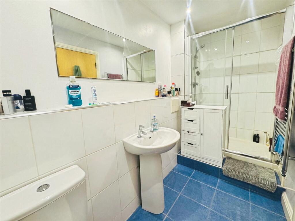 Ensuite