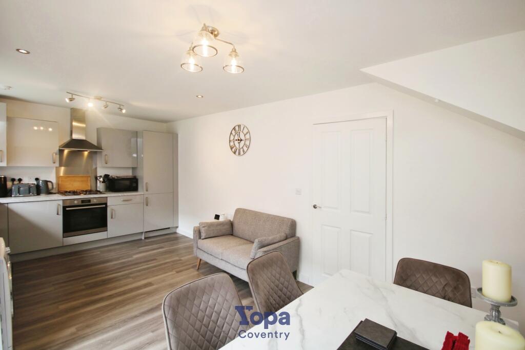 3819eee0-Kitchen 20Diner 204.JPG