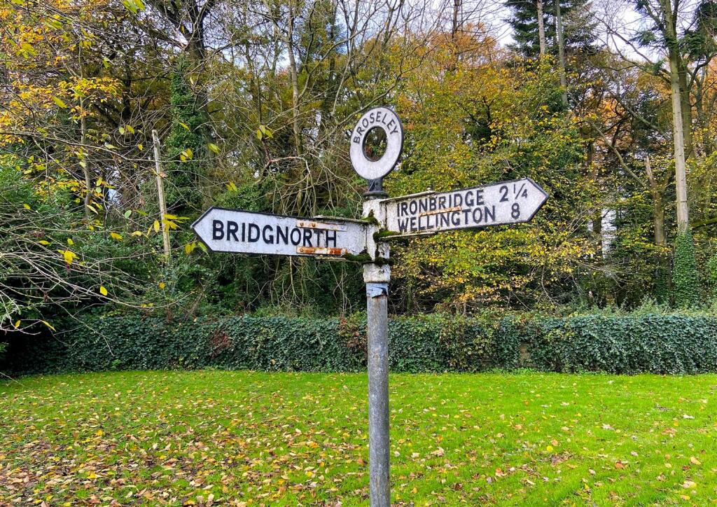 Broseley Sign.jpg
