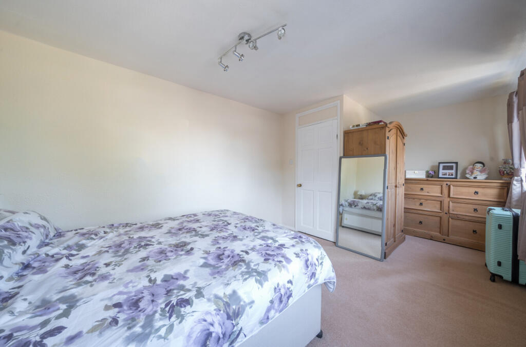 426824535f528461290045arw42