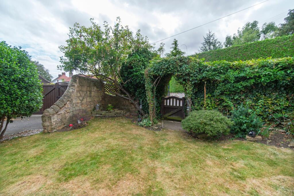 Picturesque Garden