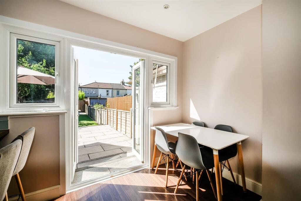 134 Gloucester Road-8.jpg