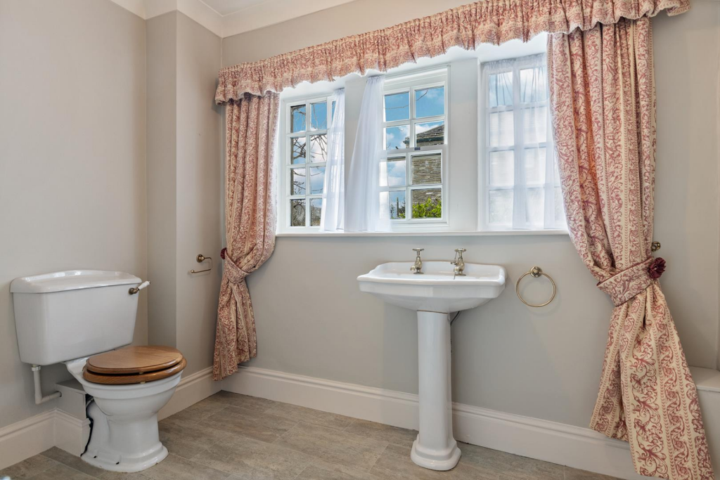 Downstairs WC