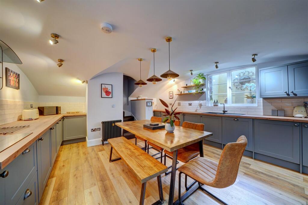 7 The Tontine (8).jpg