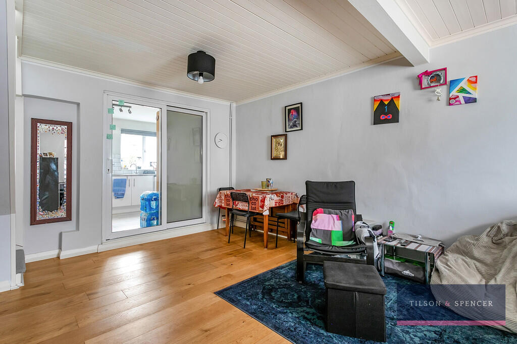 1209202511_TILS_3...