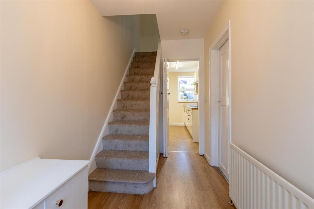 Highfield Grove, Horfield Hallway.jpg