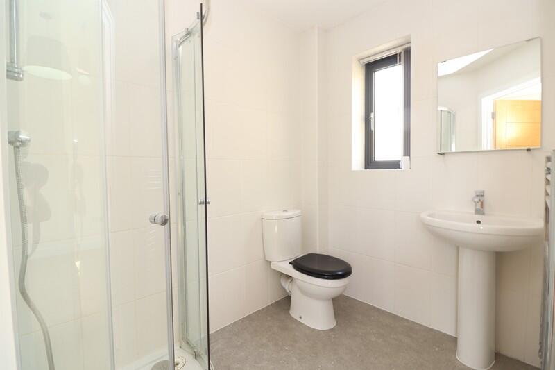 Ensuite shower