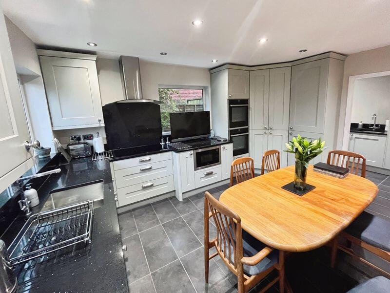 Kitchen Breakfast Room 