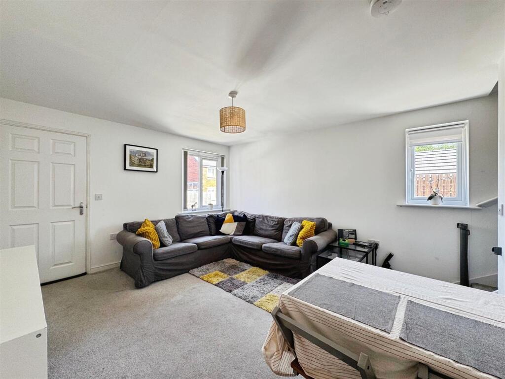 e5dec719--4614-AF99-23773B18738B-15195-00000AEE140