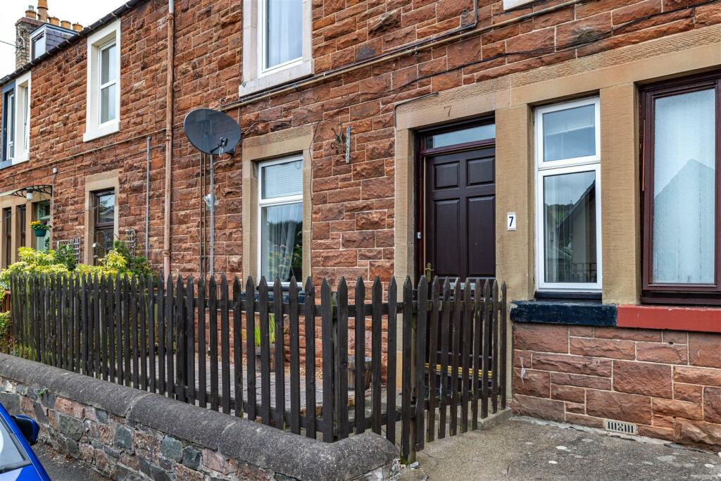 7 Rodgers Place Earlston 06.JPG