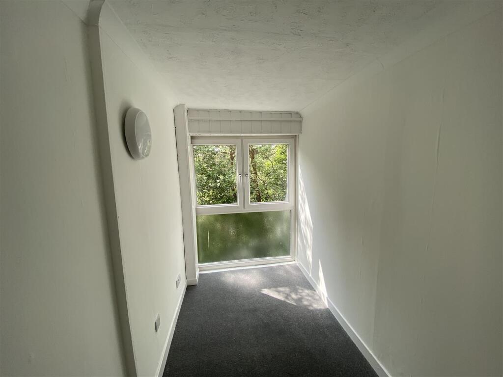 Bedroom 3.JPG