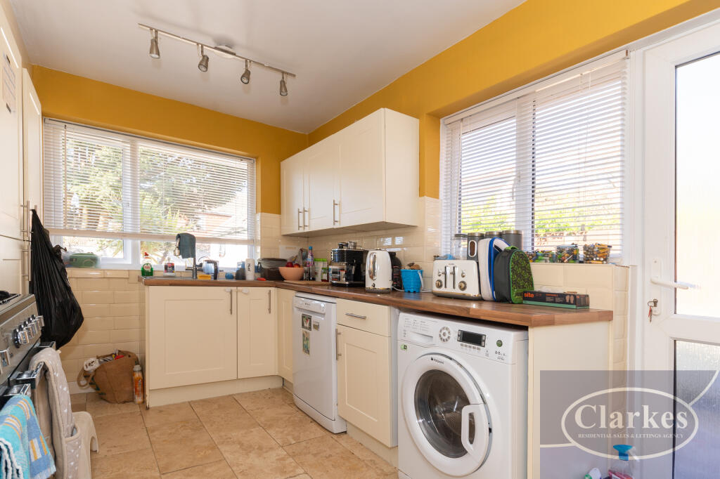 FC_024_131 STROUDEN RD_020