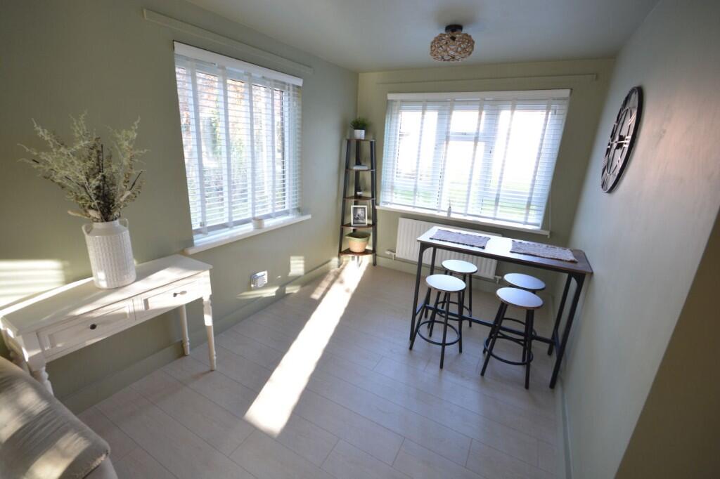 Selkirk Close, Merley, Wimborne, Dorset, BH21