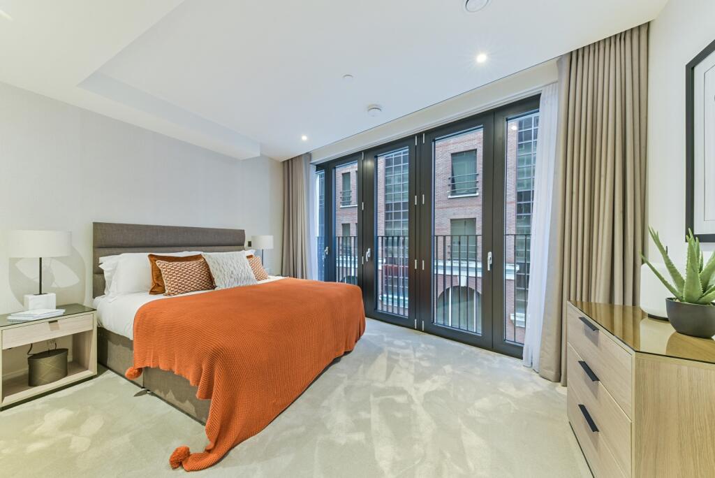 The Denizen, The Cit