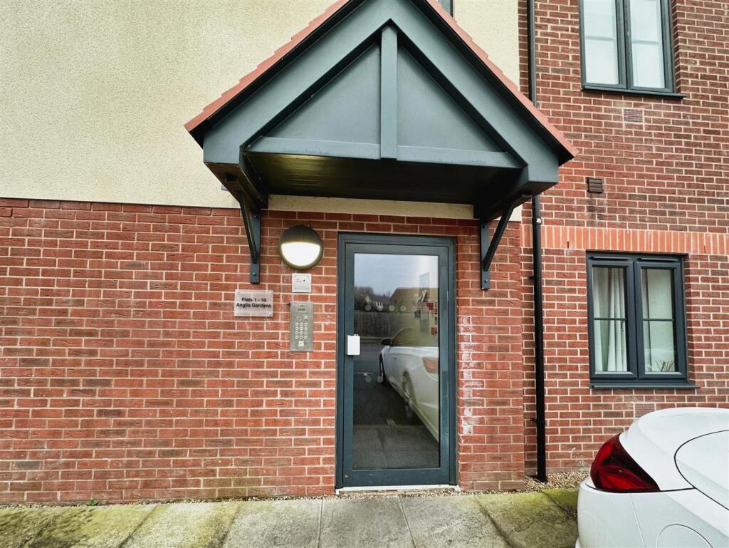 e3d2a994-image_picker_46F53102-2D86-417B-8015-8BA5