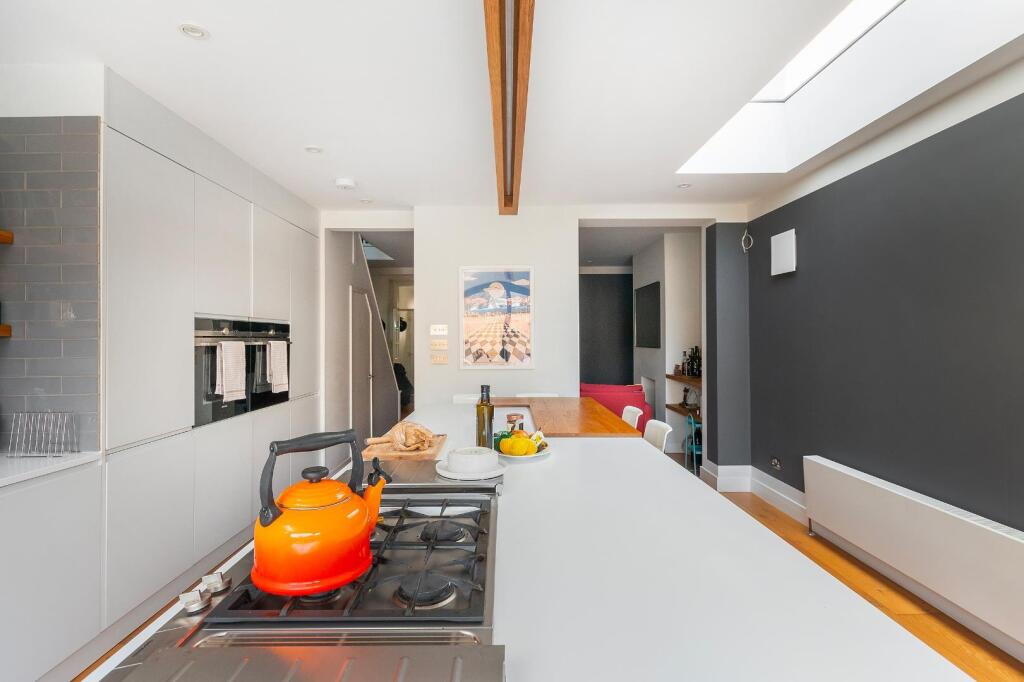 6S2AAD - KitchenDiner E.jpg