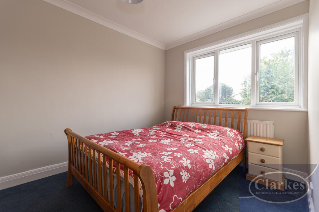 FC_044_8 ROMNEY RD_019