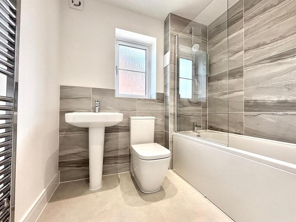 WhatsApp Image 2025-09-15 at 16.37.35_7d747711.jpg