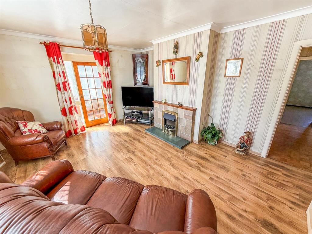 Additional Photograph