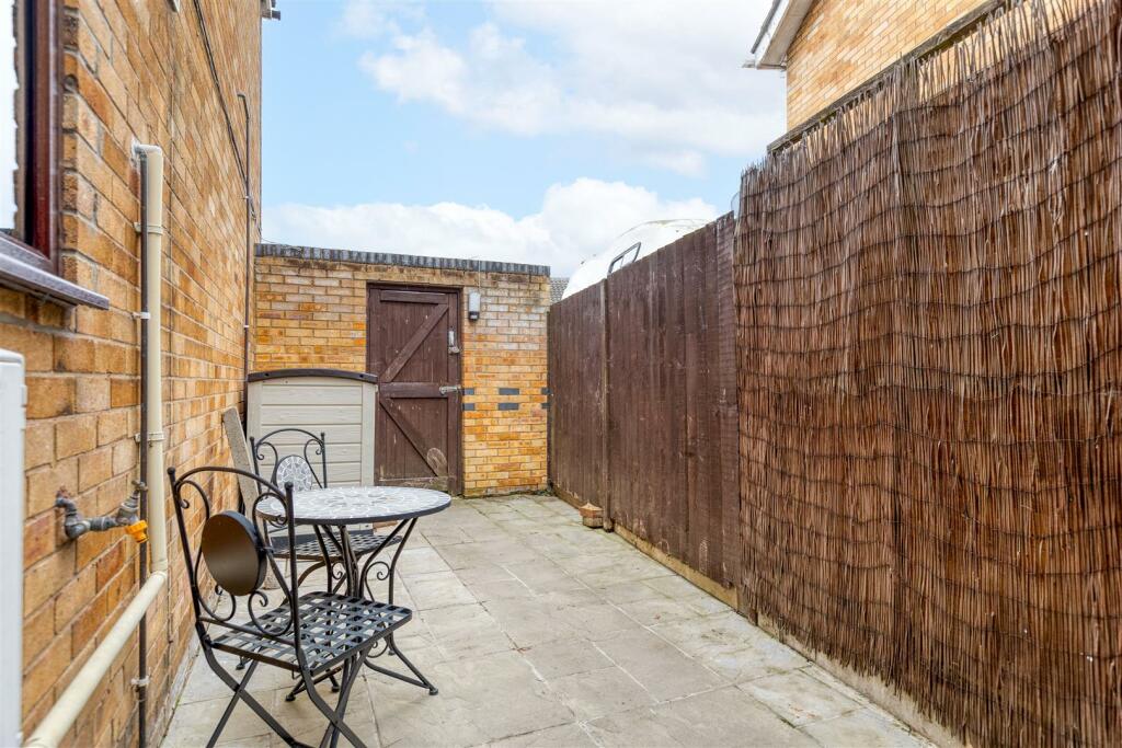 Side Courtyard