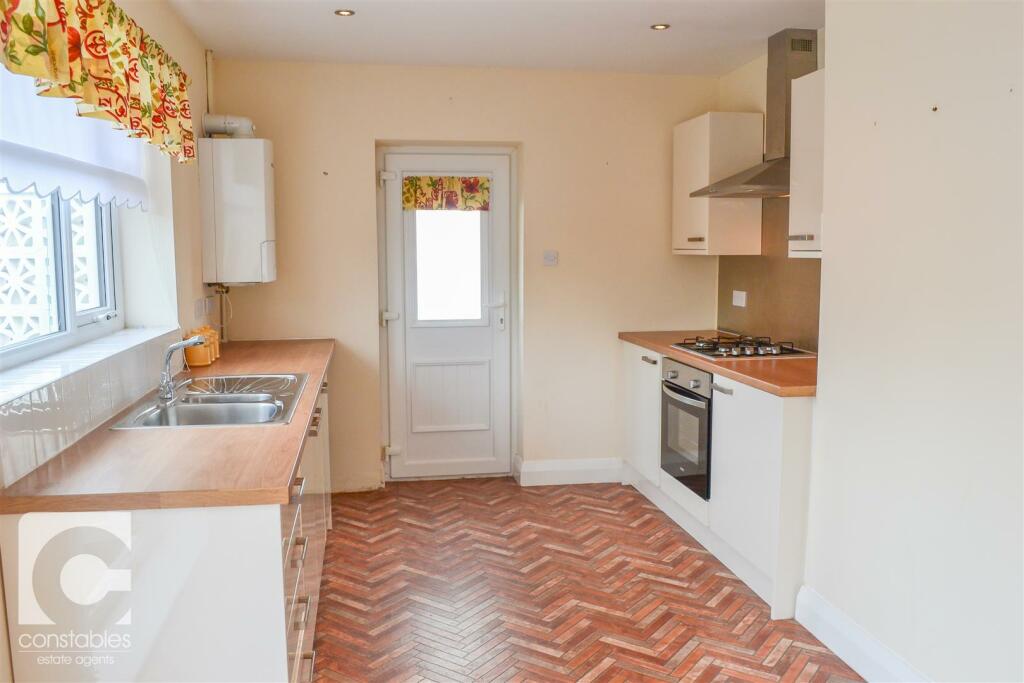 kitchen 1-5.JPG