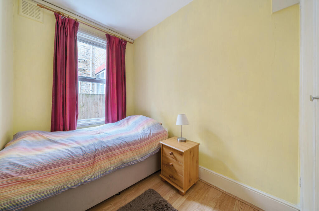 1333997-11-68946f...