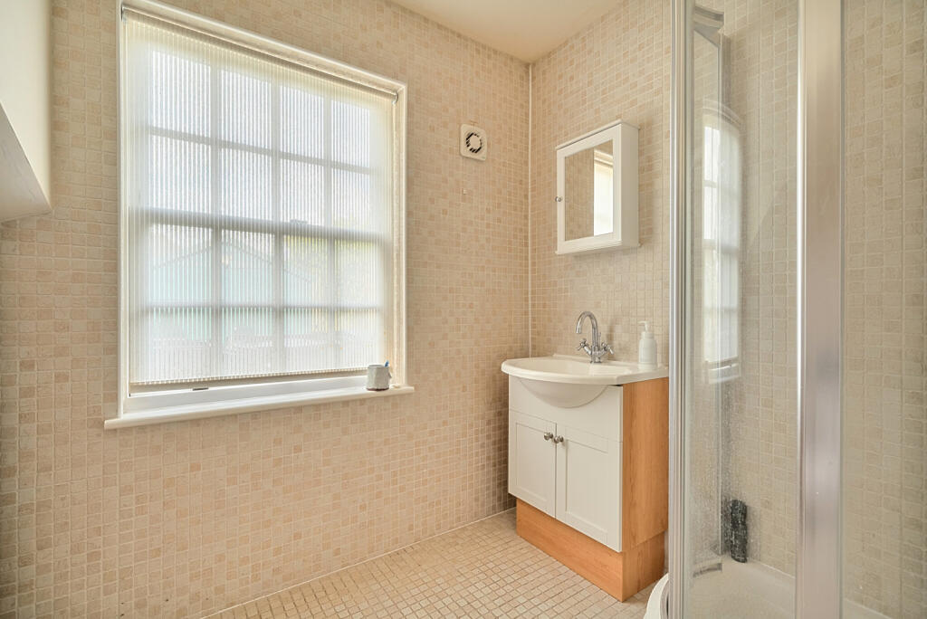 1300661-20-6839e0...